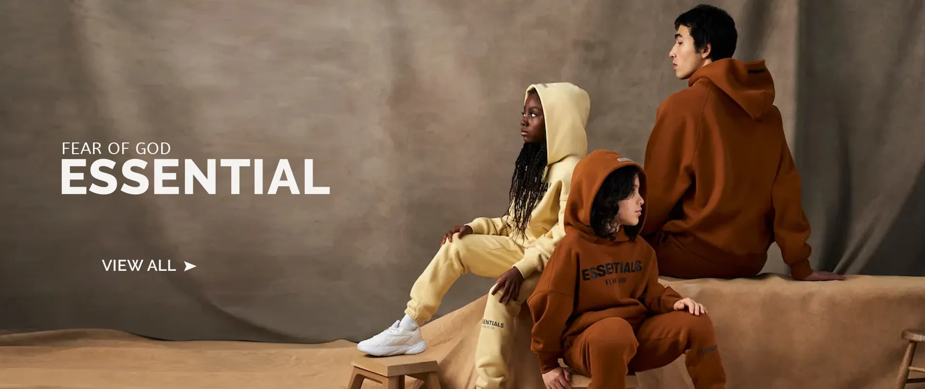 Essentials-Hoodie banner