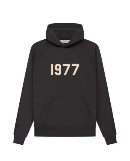 The Signature 1977 Essentials Pullover Hoodie Black